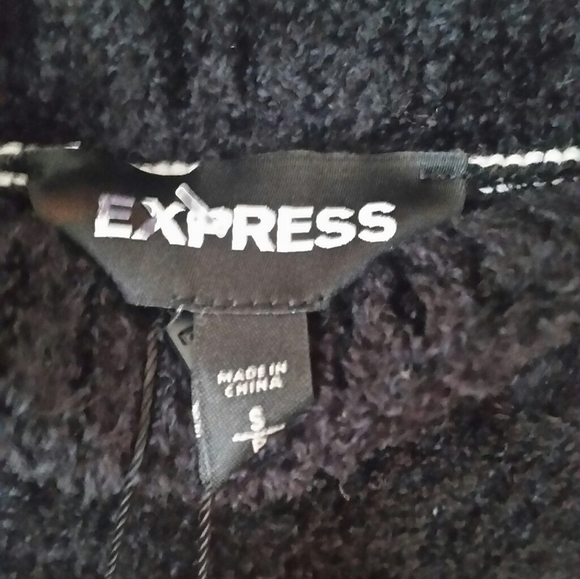 Express Aztec Pattern Long Sleeve Sweater - Picture 4 of 4